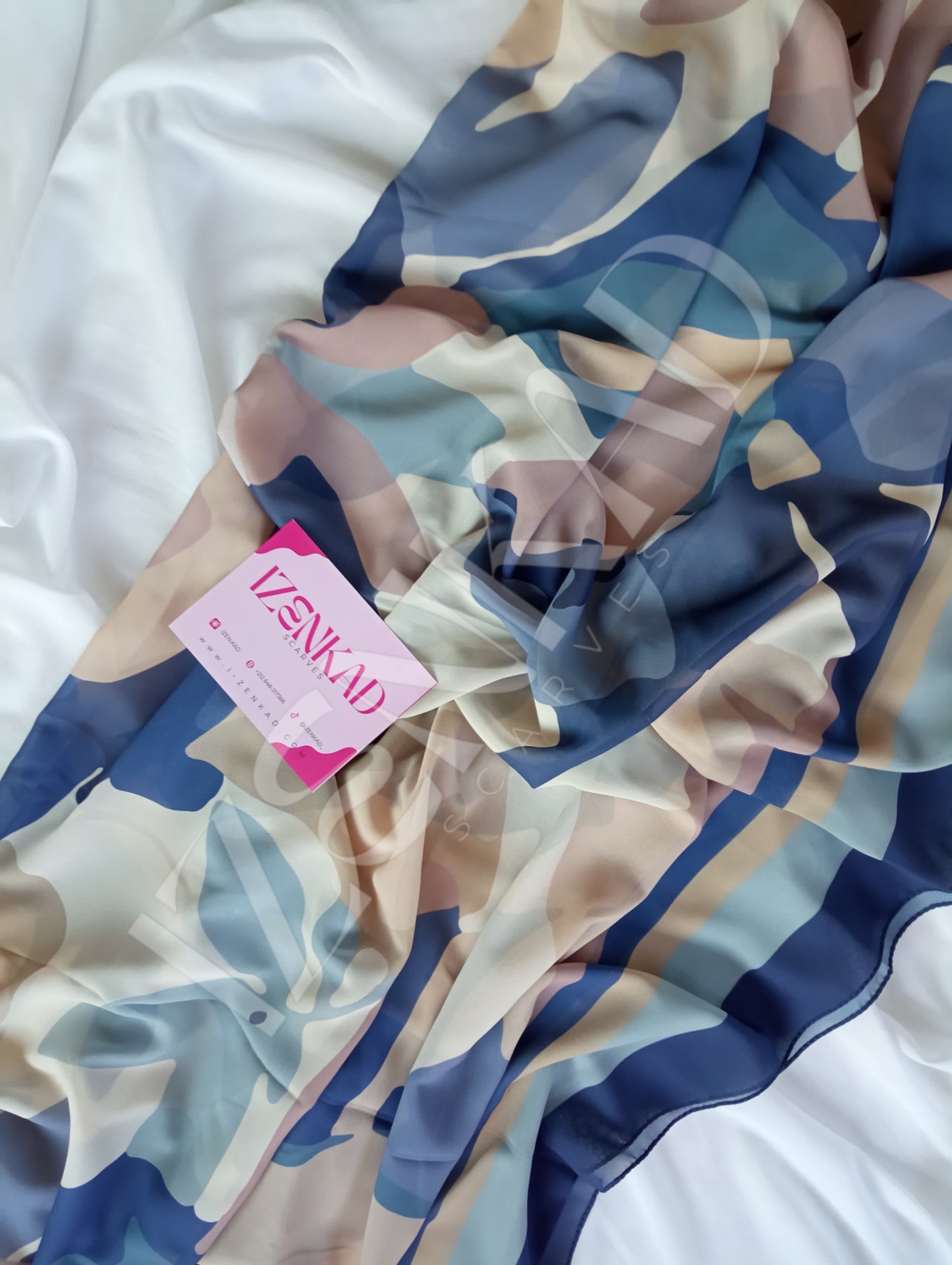 Foulard Carré en crêpe Chiffon - MALÉYA™