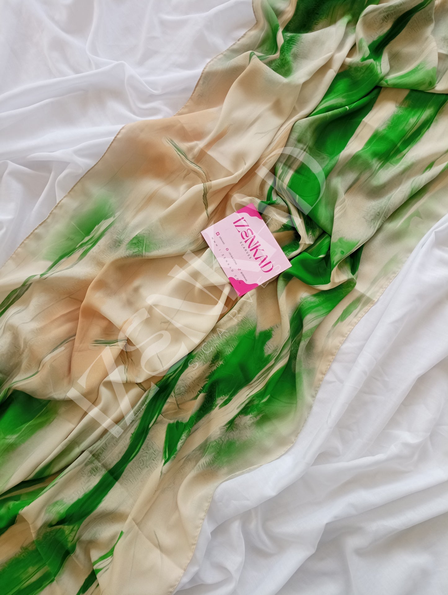 Crêpe de soie imprimé  - MOON ™